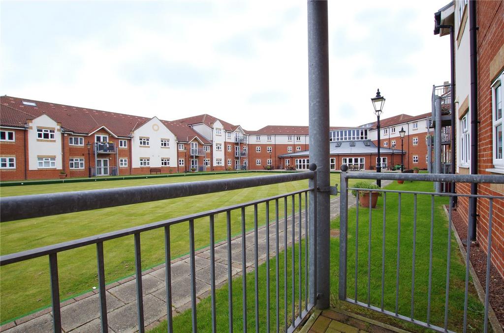 Birch Tree Drive, Hedon, Hull, East Yorkshire, HU12 2 bed apartment for sale £125,000