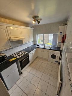 1 bedroom flat to rent, Polygon, Eccles