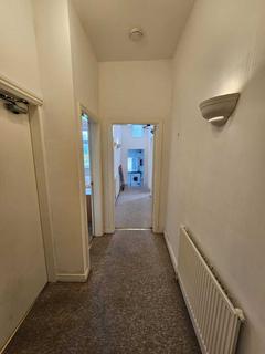 1 bedroom flat to rent, Polygon, Eccles