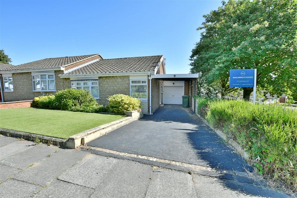 Thornley Close, Whickham 2 bed semidetached bungalow for sale £207,000