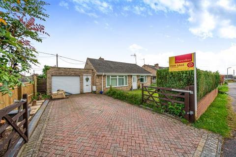 1 Burswin Road, Carterton, OX18 1DZ