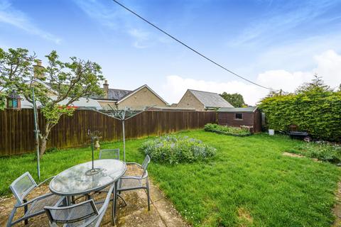 1 Burswin Road, Carterton, OX18 1DZ