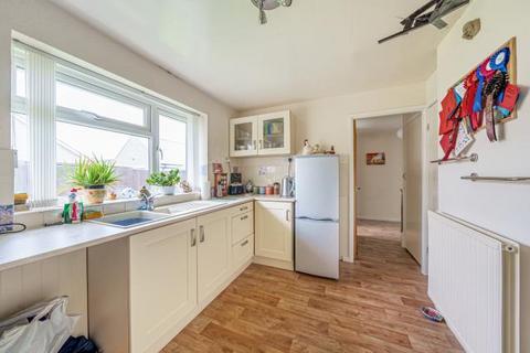 1 Burswin Road, Carterton, OX18 1DZ