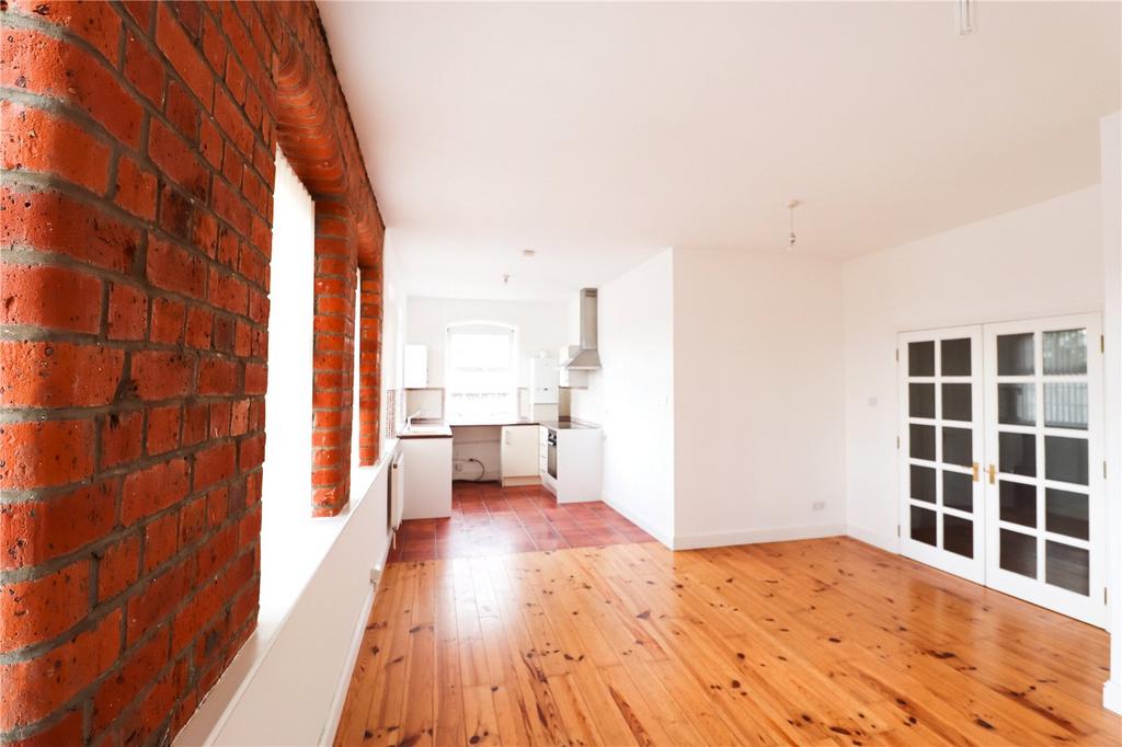 Shakespeare Road, Northampton, NN1 2 bed apartment £1,100 pcm (£254 pw)