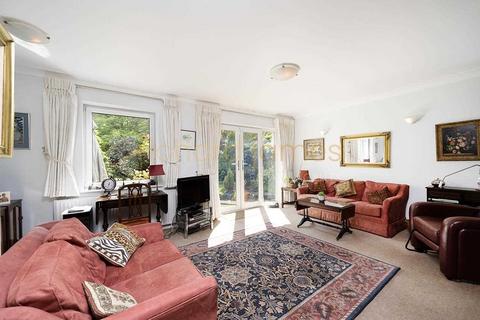 5 Bittacy Close, London, NW7 1RU