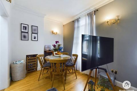 1 bedroom apartment to rent, Holloway Road, Holloway Islington, London, N7