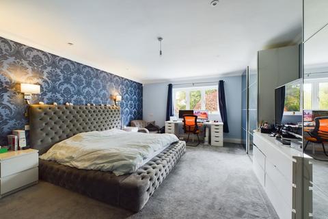 undefined, Ruxbury Road, Chertsey, Surrey, KT16