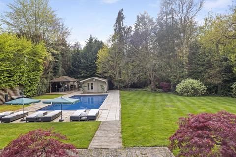 Moles End Moles Hill, Oxshott, Leatherhead, KT22 0QB
