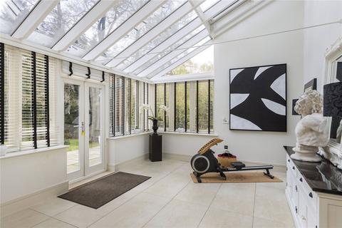 Moles End Moles Hill, Oxshott, Leatherhead, KT22 0QB