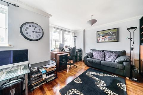 11 Hazelhurst, Beckenham, BR3 5TL