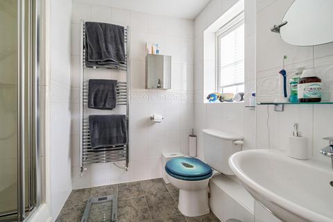 11 Hazelhurst, Beckenham, BR3 5TL