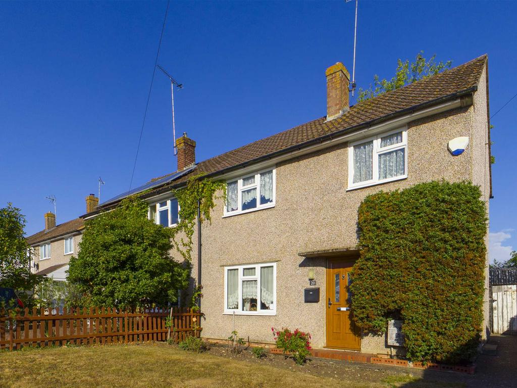 Coronation Crescent, High HP14 3 bed semidetached house for