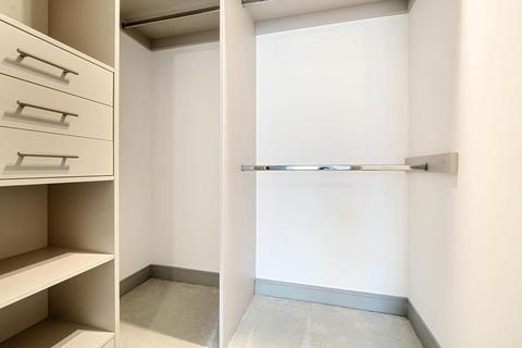 1 bedroom retirement property for sale - Virginia Water,  Surrey,  GU25