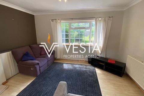 4 bedroom terraced house to rent, Orlescote Road, Coventry