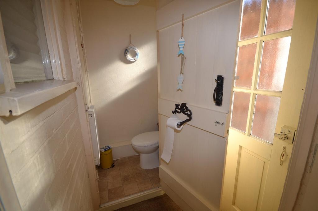 Rear Lobby and WC