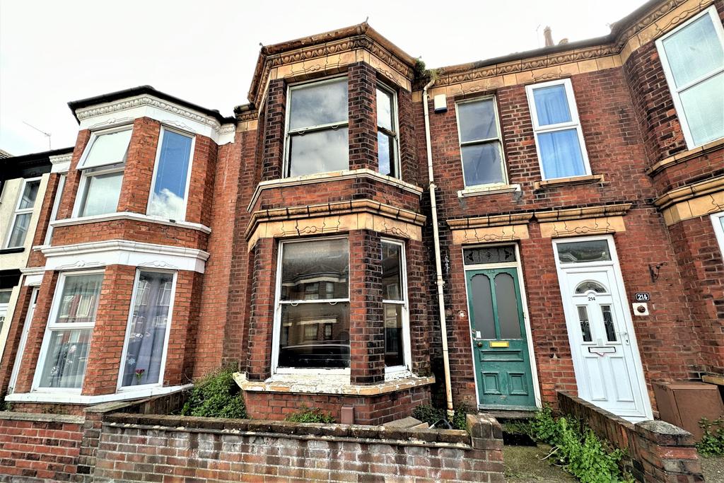 Palgrave Road, Great Yarmouth, NR30 4 bed terraced house £150,000