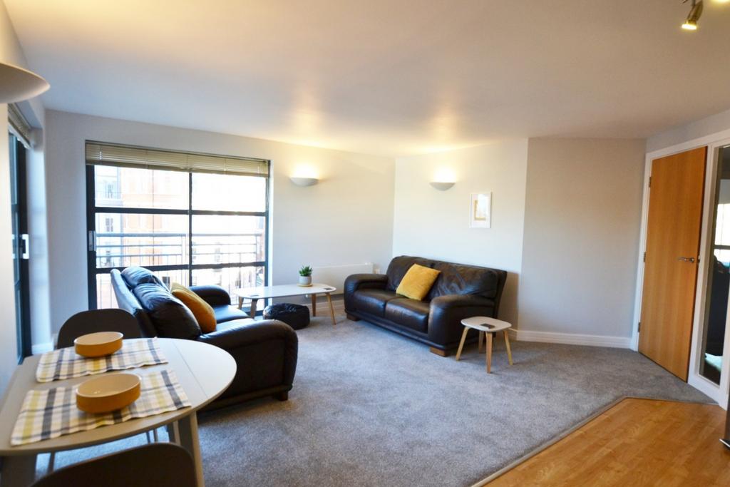 Standard Hill, Nottingham... 2 bed apartment to rent £1,125 pcm (£260 pw)