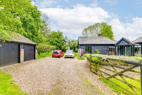 Avis Bungalow Old School Green, Benington, Stevenage, SG2 7LU
