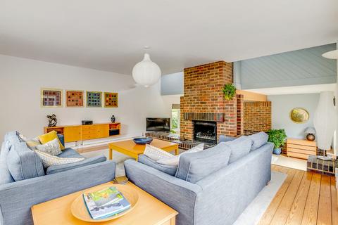 Avis Bungalow Old School Green, Benington, Stevenage, SG2 7LU