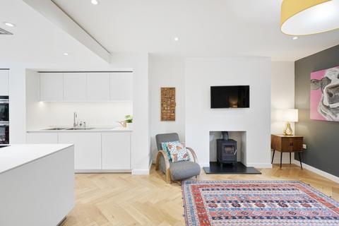 55 Hampton Park, Bristol, BS6 6LQ