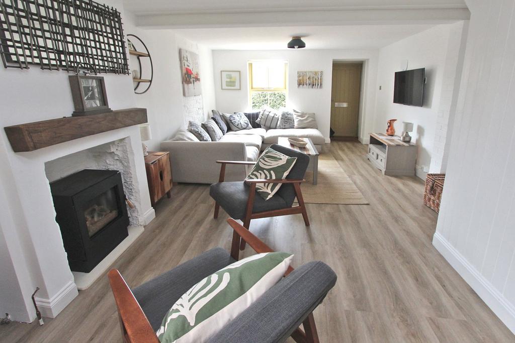 Oxford Terrace, Manchester Road, Sway, Lymington, SO41 2 bed end of