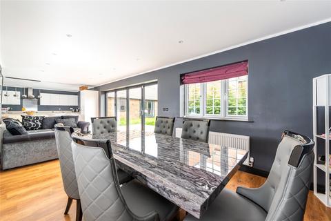 15 Bream Close, Biddenham, Bedford, MK40 4UX