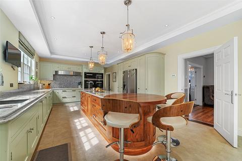 5 bedroom detached house for sale, Thorndon Approach, Herongate, Brentwood, Essex, CM13