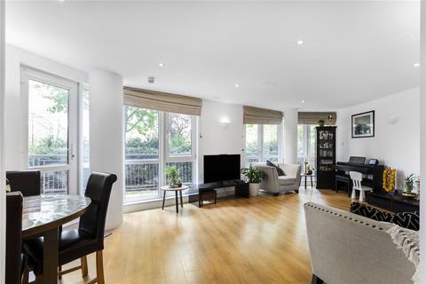 3 bedroom apartment to rent, Arnhem Place, London, E14