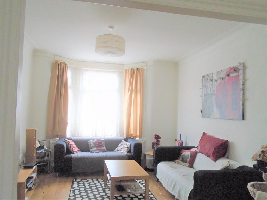 Windsor Road, Ilford IG1 4 bed terraced house for sale £450,000