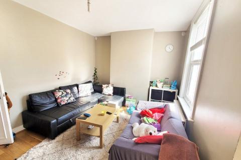 120 Winterbourne Road, Thornton Heath, CR7 7QW