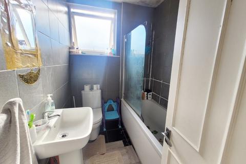 120 Winterbourne Road, Thornton Heath, CR7 7QW