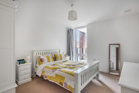 1 bedroom flat for sale, High Road, North Finchley, N12