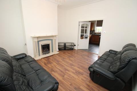 2 bedroom terraced house to rent, Taunton Road, Ashton-Under-Lyne OL7