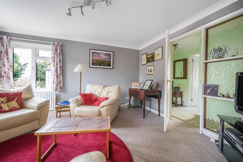 4 Barnhouse Close, Pulborough, RH20 2HT