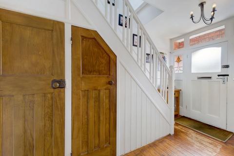 62 Barry Road, Northampton, NN1 5JS