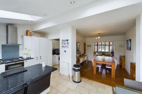 62 Barry Road, Northampton, NN1 5JS