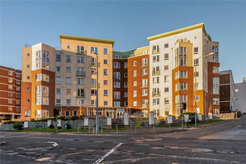Patching Lodge, Brighton, East Sussex, BN2 1 bed apartment for sale £