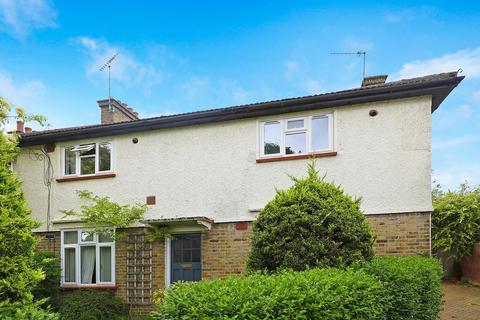 73a Townholm Crescent, London, W7 2LZ