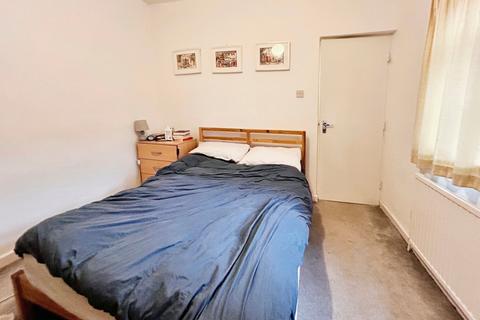 1 bedroom flat to rent, Park Avenue, Levenshulme, Manchester, Greater Manchester, M19