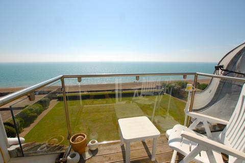 2 bedroom apartment for sale, The Riviera, Sandgate, CT20