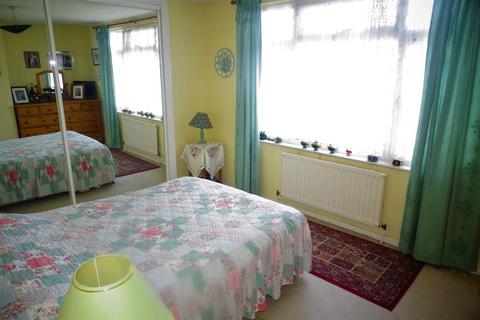3 bedroom semi-detached house for sale - Lynray, Wrens Avenue, Ashford, TW15