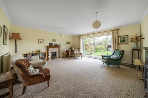27 Govers Meadow, Colyton, EX24 6PG