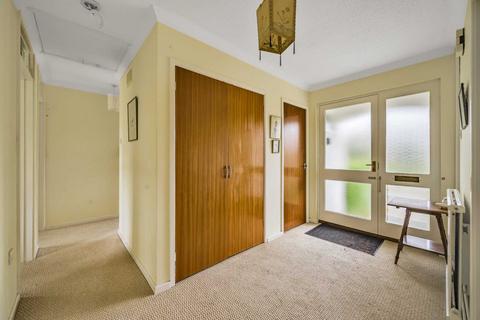 27 Govers Meadow, Colyton, EX24 6PG