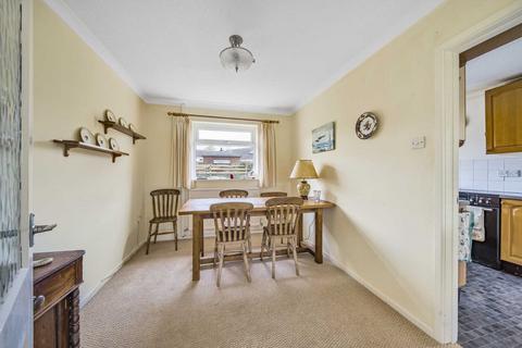 27 Govers Meadow, Colyton, EX24 6PG