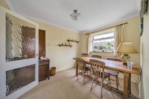 27 Govers Meadow, Colyton, EX24 6PG