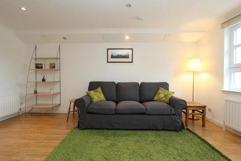 2 bedroom flat to rent, Henderson Place, New Town, Edinburgh, EH3