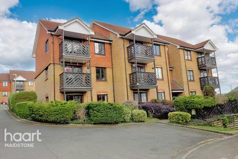 1 bedroom apartment for sale - St Annes Court, Maidstone