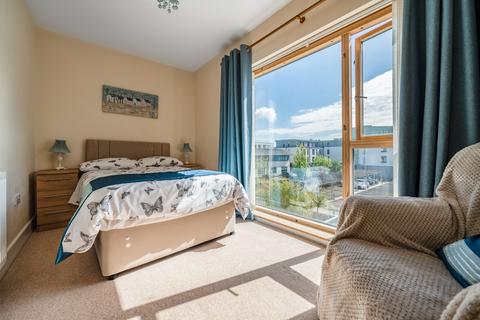 35 Martingale Way, Portishead, Bristol, BS20 7AW