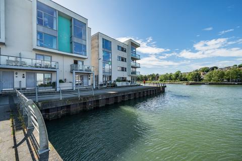 35 Martingale Way, Portishead, Bristol, BS20 7AW