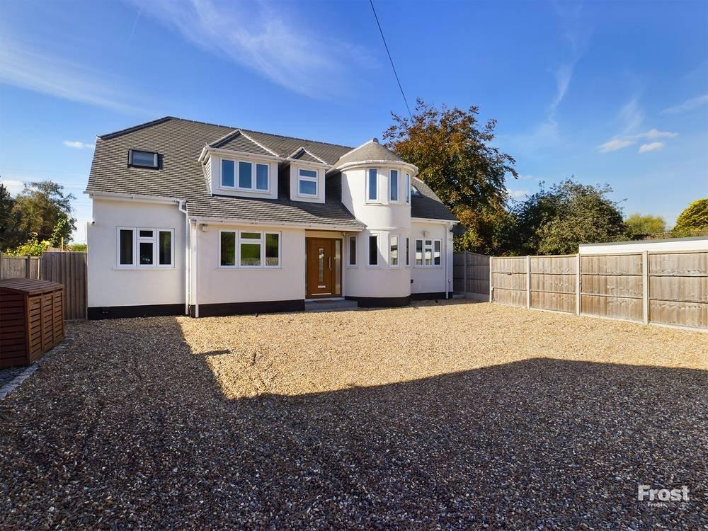 Coppermill Road, Wraysbury, Berkshire, TW19 5 bed detached house £
